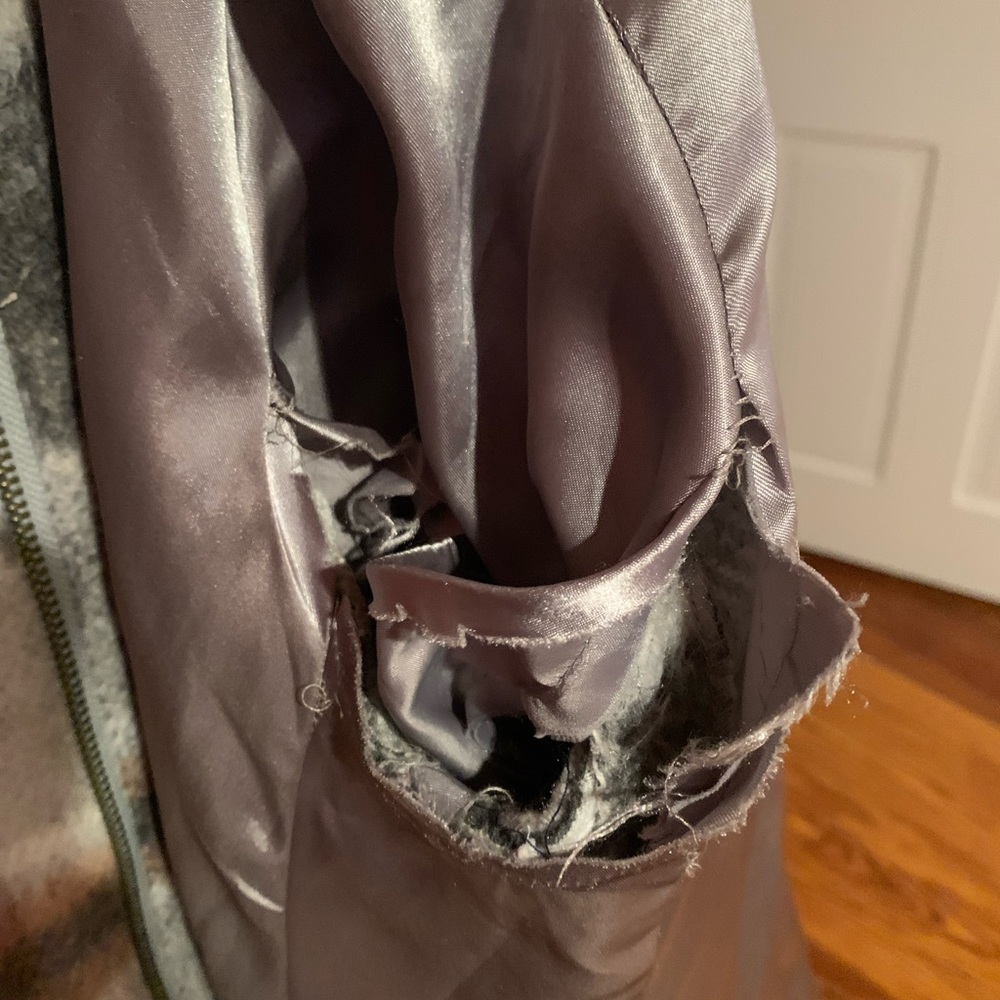 Loft Jacket - Picture 9 of 11